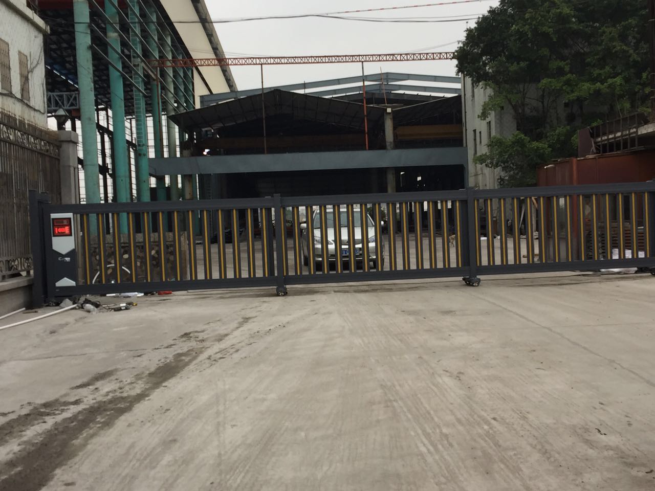 景洪市景洪市济南分段平移门
